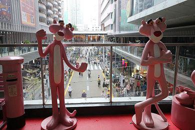 妈妈让沉迷游戏的孩子休学每天玩16小时：孩子崩溃